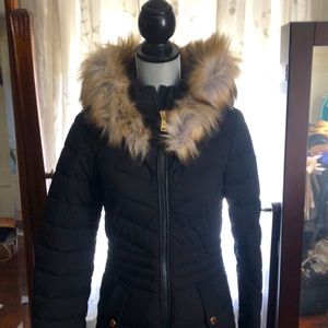 Laundry by Shelli Segal black puffer coat